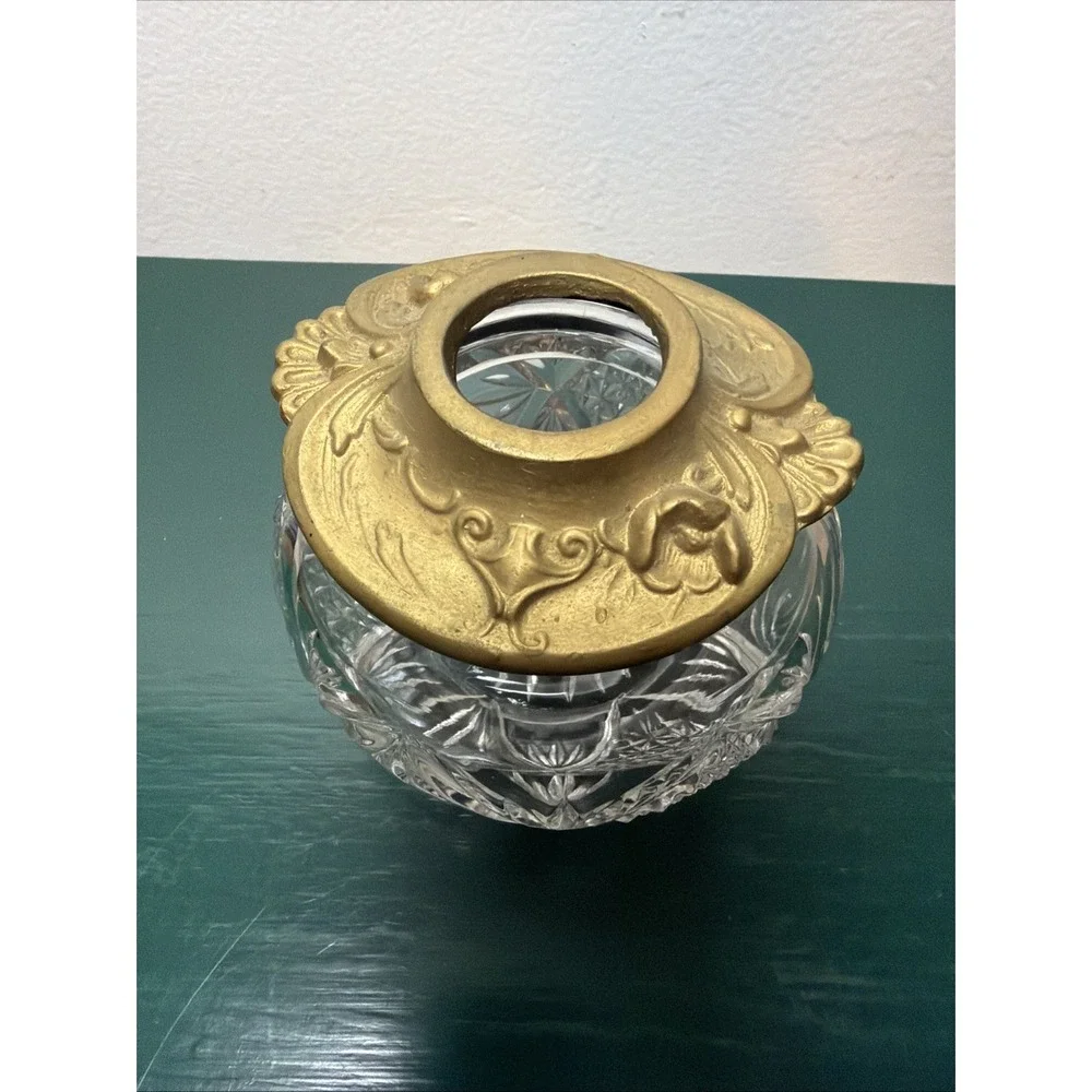 Art‎ Nouveau Crystal Hair Receiver w/ Brass Tone Ornate Lid Edwardian Vintage